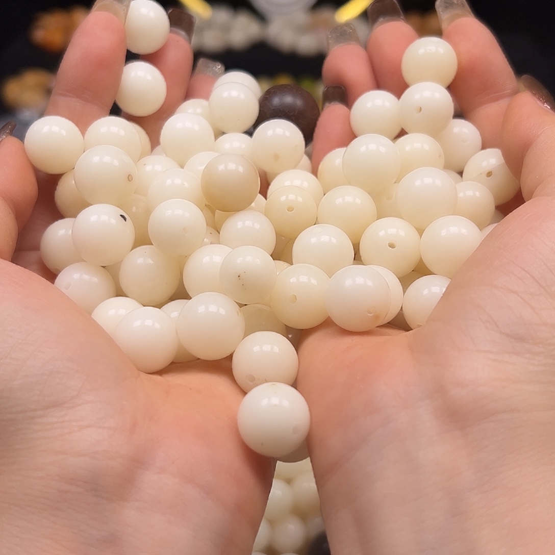 手串菩提根/象牙果瑕疵13到15白圆大小混200颗有黑点