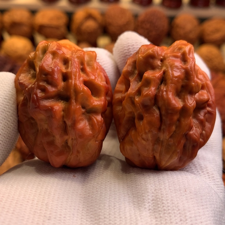 文玩核桃吊坠42哦哦哦哦