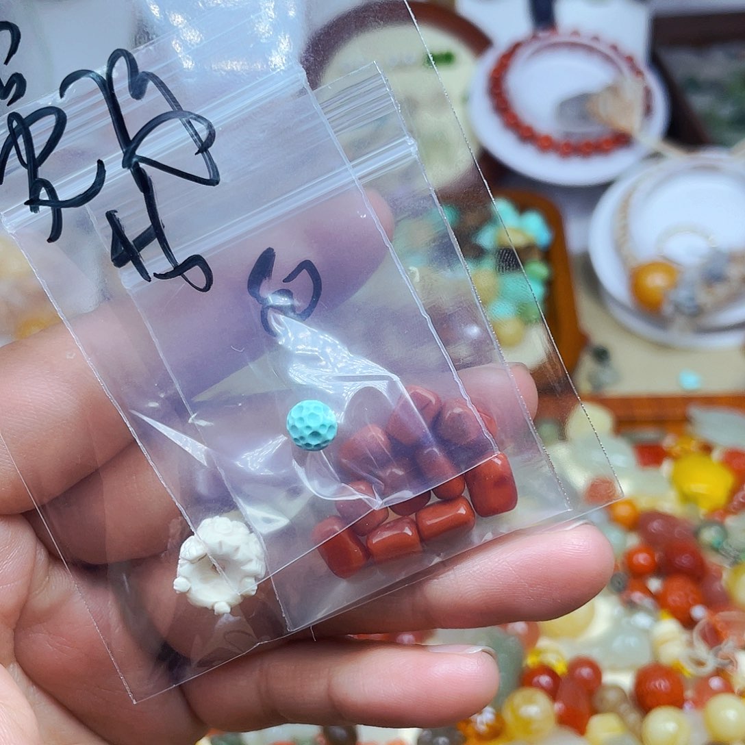 琥珀裸石未镶嵌の**！订制