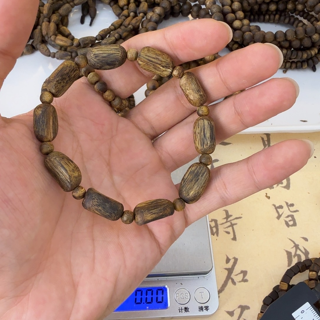 沉香碎屑沉香09金沙叶树心油6克多样性发一