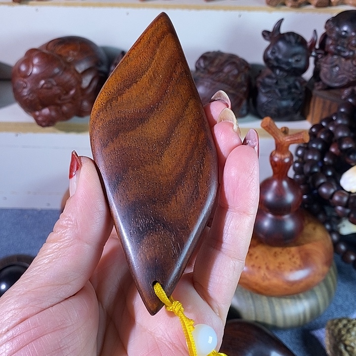 微凹黄檀（南美大红酸枝）木木木