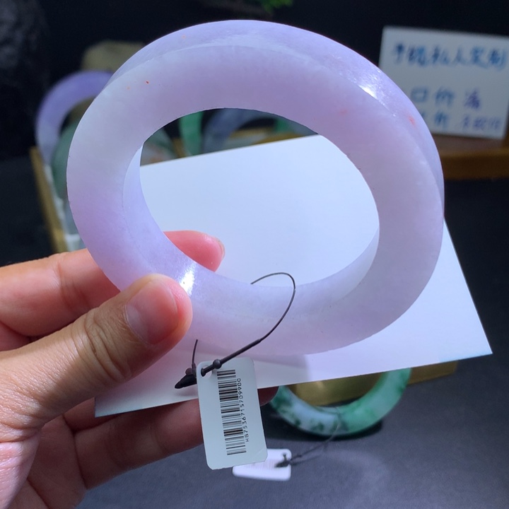 定制翡翠未镶嵌翡翠手镯