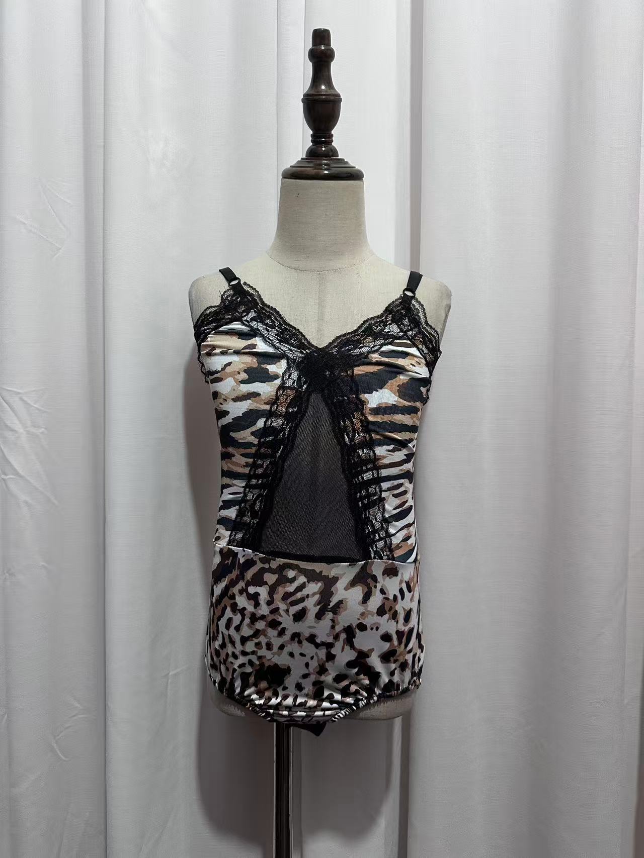 【直播活动】花边网纱 豹纹款吊带  水晶麻蛋糕裙