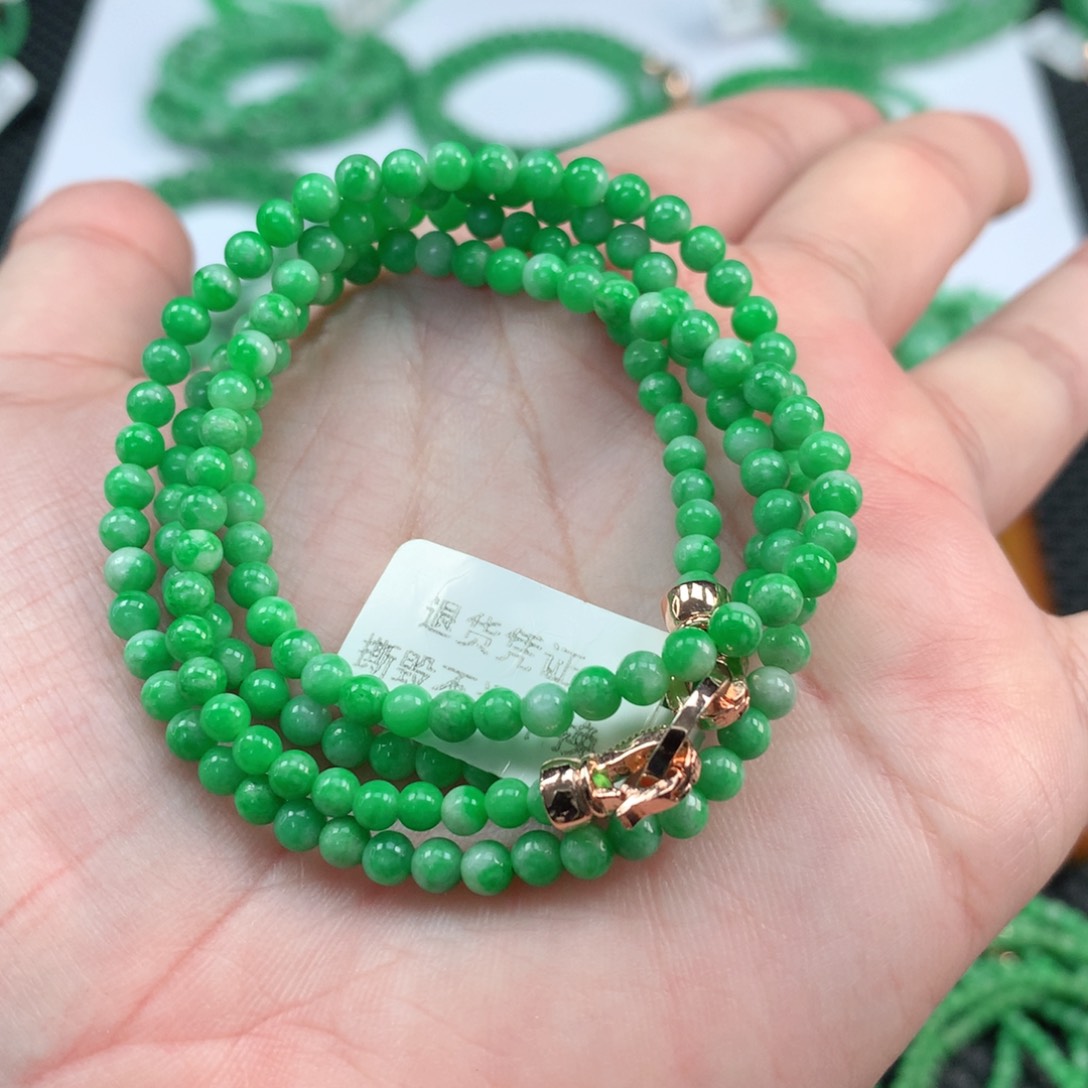 翡翠手链未镶嵌翡翠