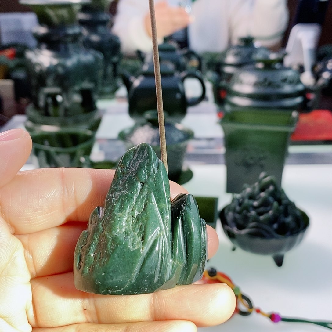 和田玉（青玉）摆件未镶嵌