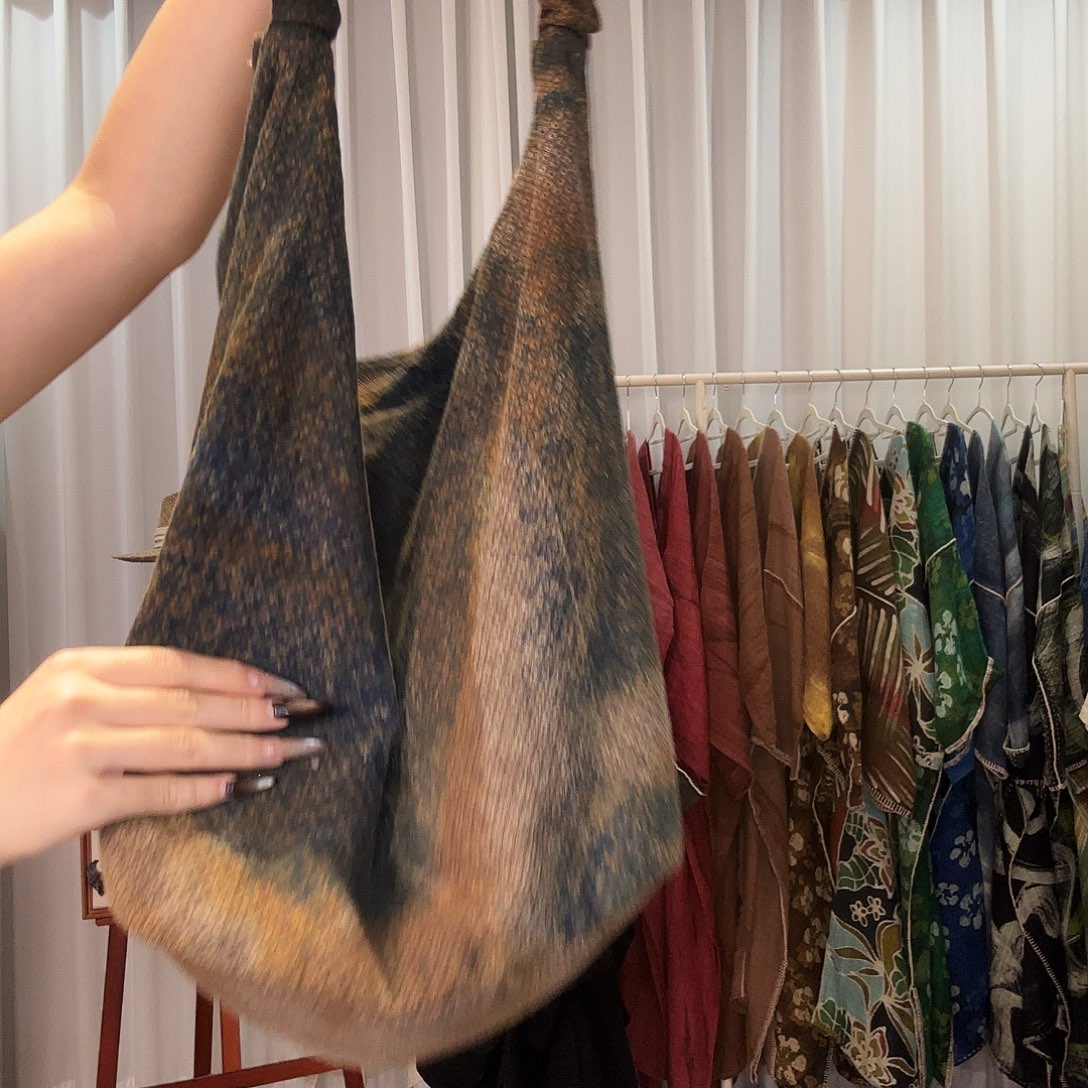 ****）棉麻植物染包包包