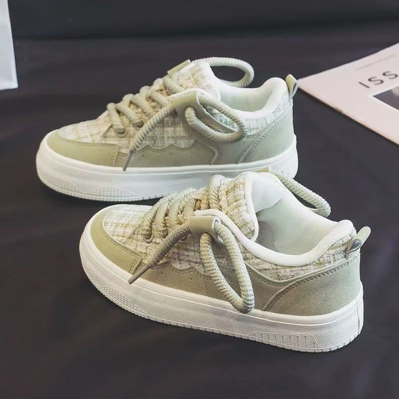 H1319 绿色小香风休闲鞋女2025新款春夏透气厚底百搭运动小白板鞋
