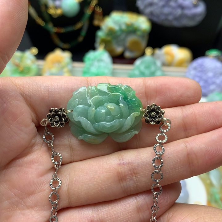 颈饰未镶嵌翡翠翡翠 