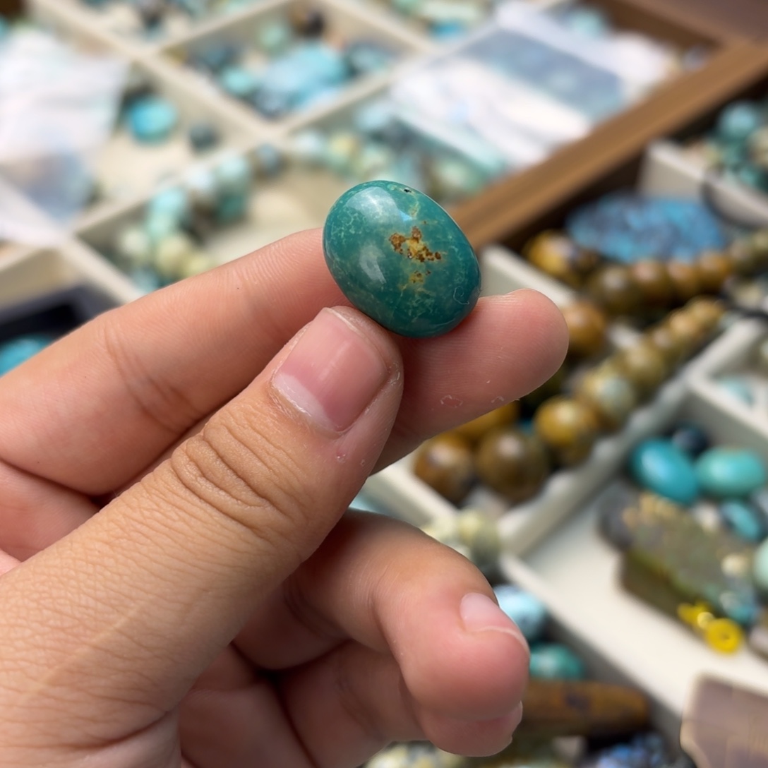 南红玛瑙未镶嵌绿松石