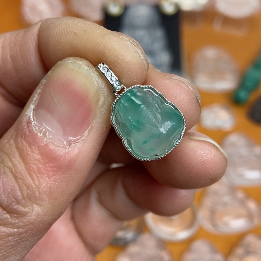 石英质玉吊坠银S925镶嵌