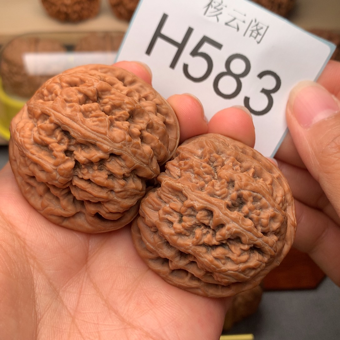 吊坠文玩核桃45.8全品红皮大粗筋货头毕业对