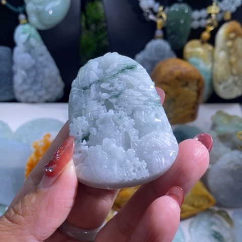 【闪购商品】颈饰未镶嵌翡翠山水