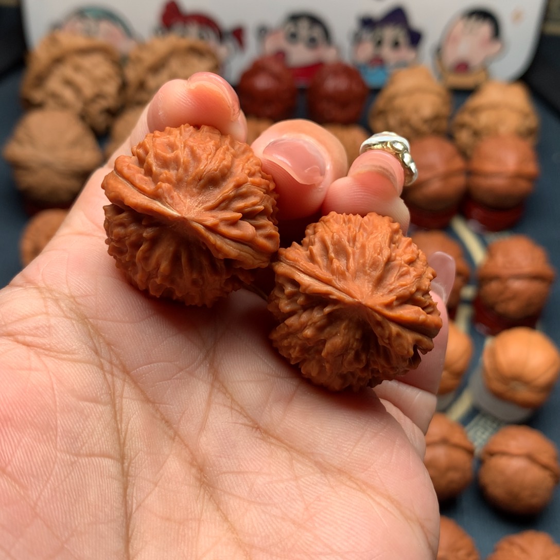 文玩核桃把件小狮子头