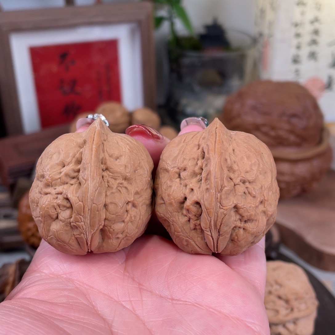 文玩核桃把件粗筋36尺（不退不换）