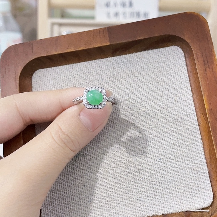 翡翠未镶嵌颈饰天然翡翠Ａ货