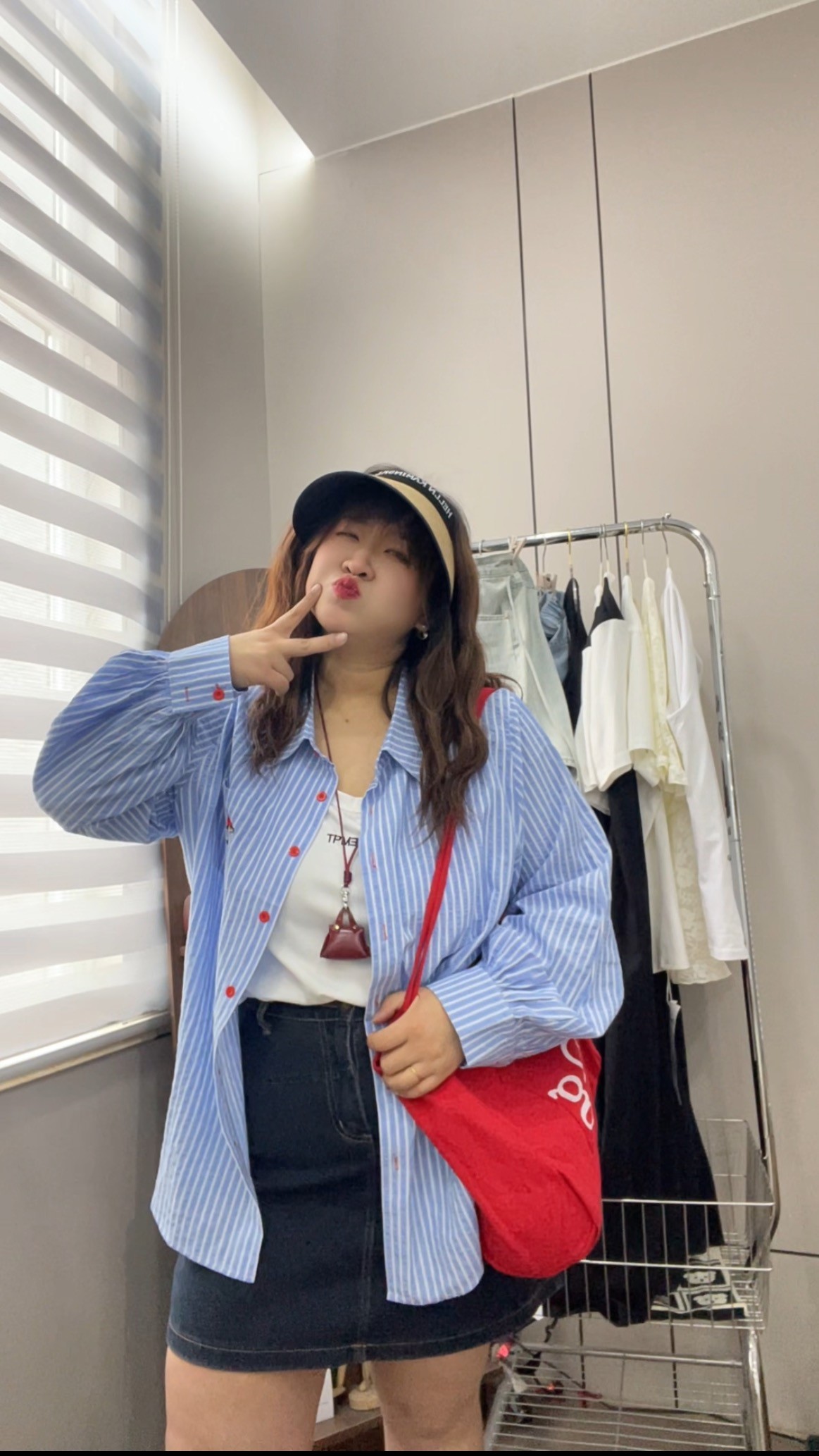 大码胖mm春季新款高级感宽松条纹刺绣百搭防晒罩衫休闲衬衫女5820