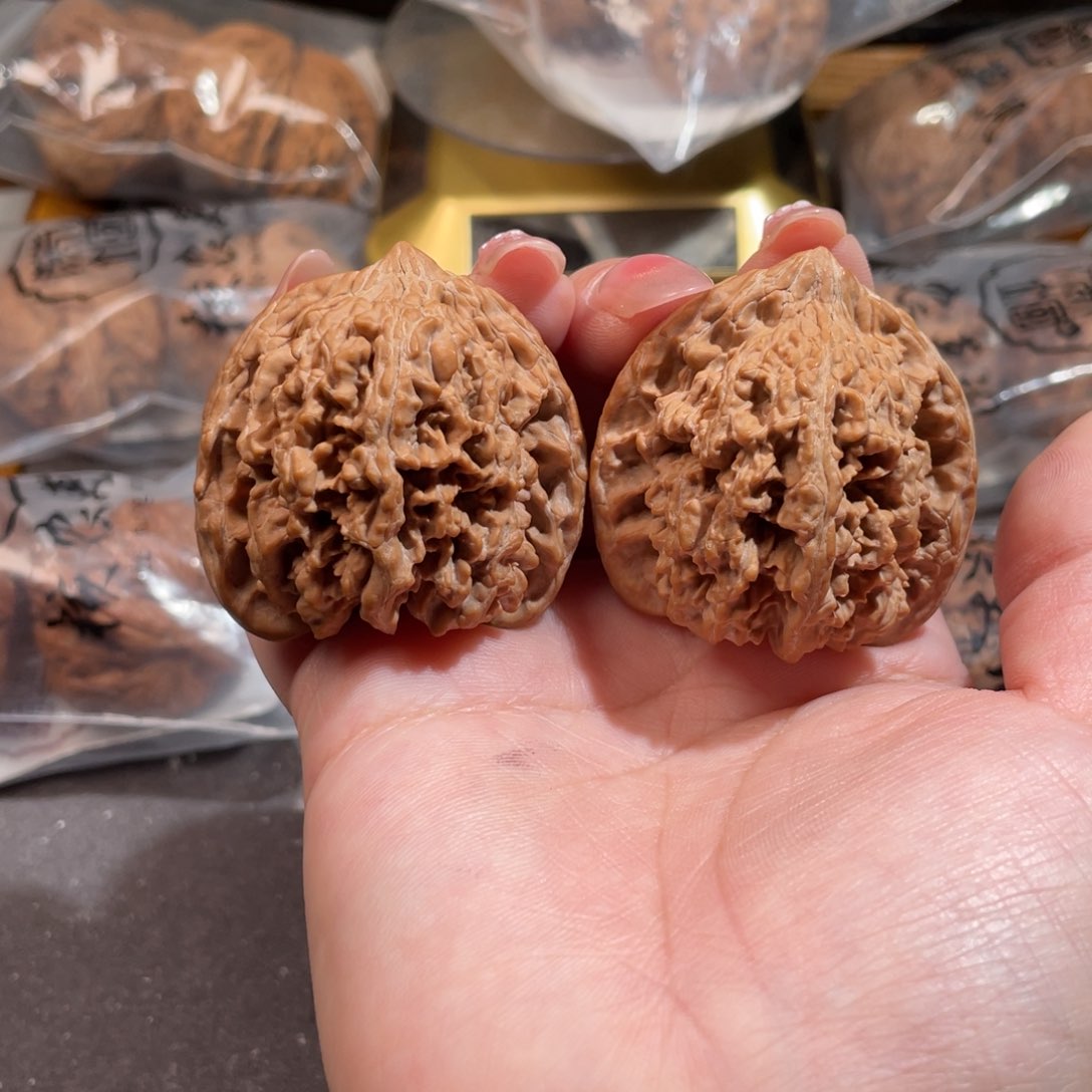 文玩核桃吊坠42满天星