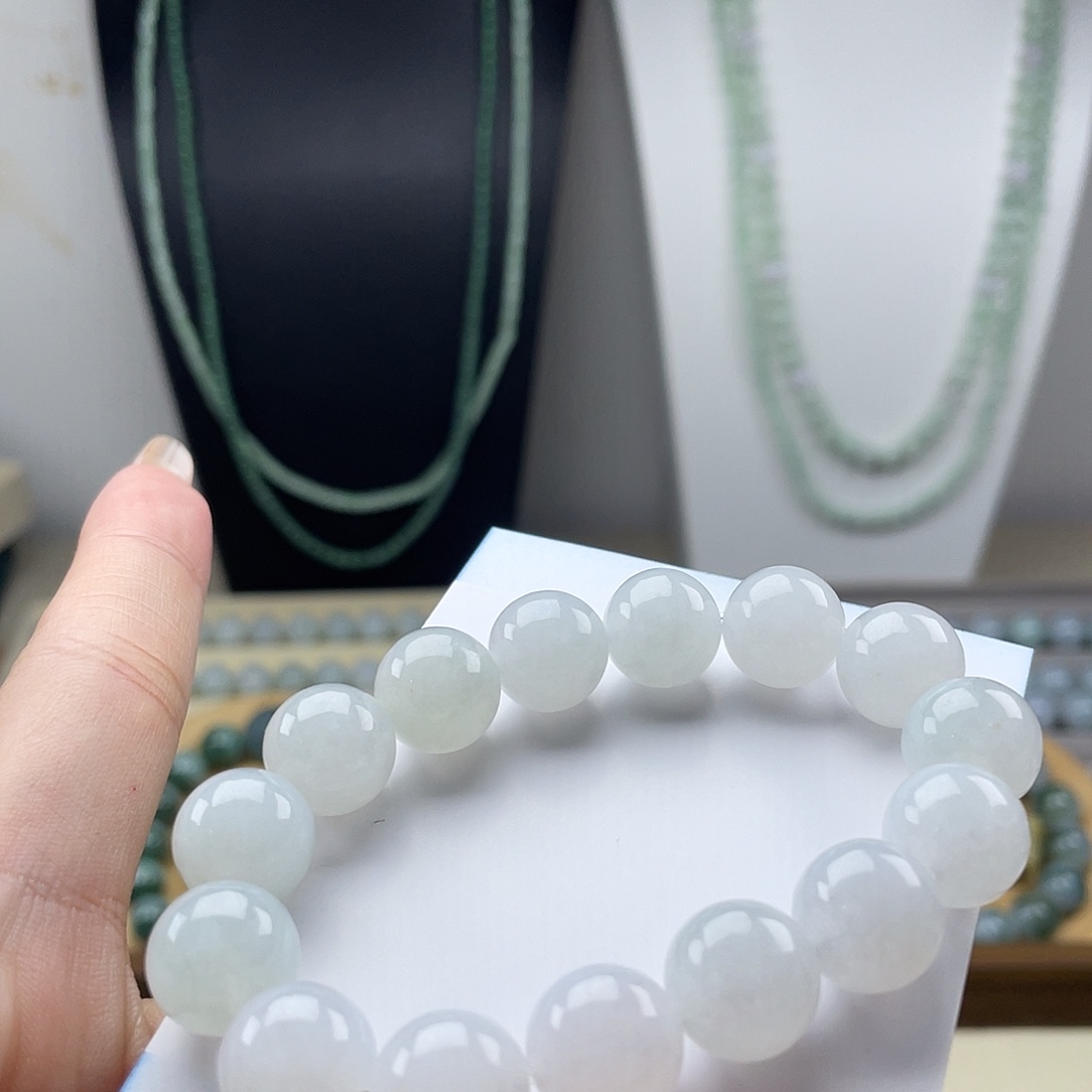 翡翠未镶嵌颈饰0088