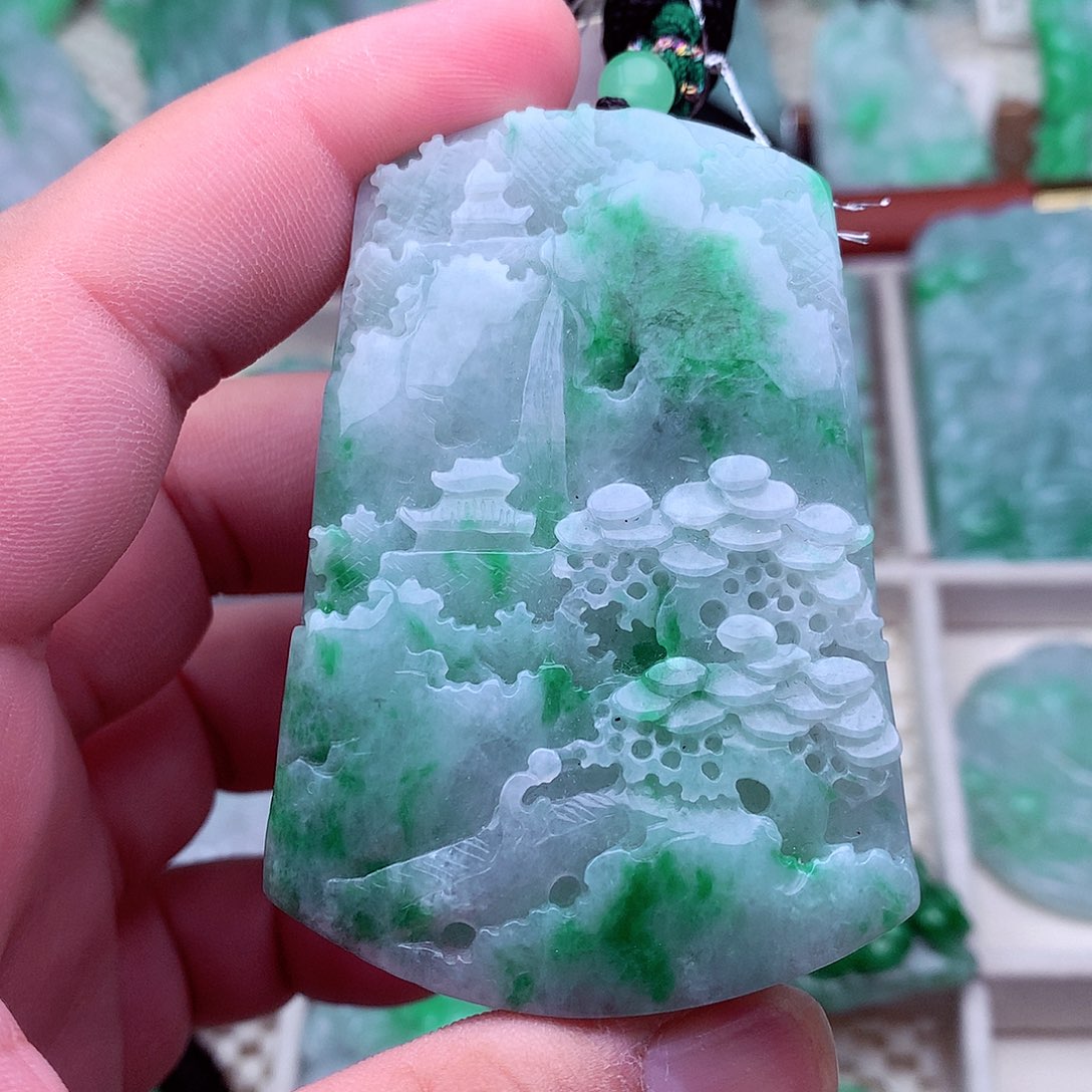 翡翠未镶嵌吊坠(不含链)