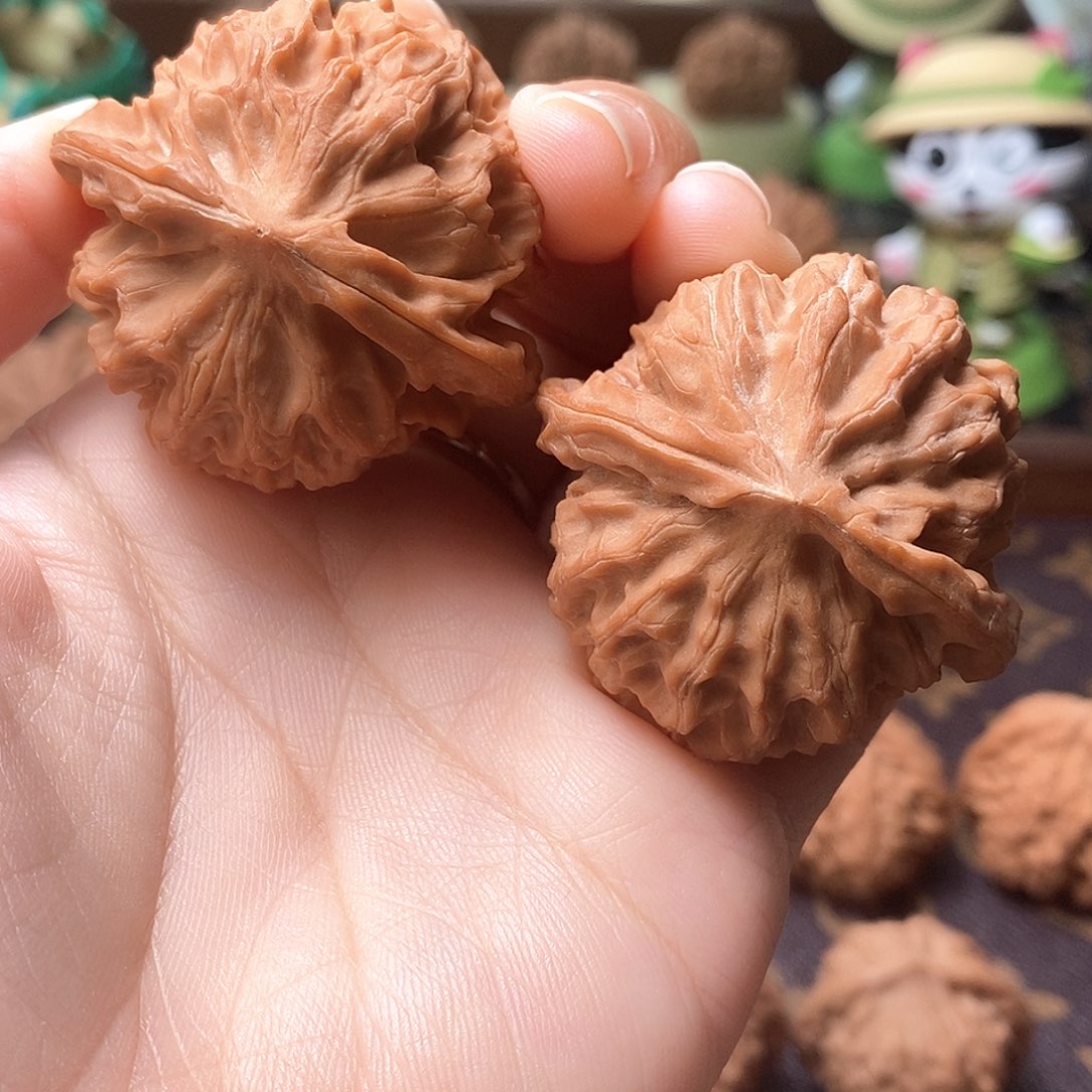 乘***浪文玩核桃吊坠全品龙鳞42尺