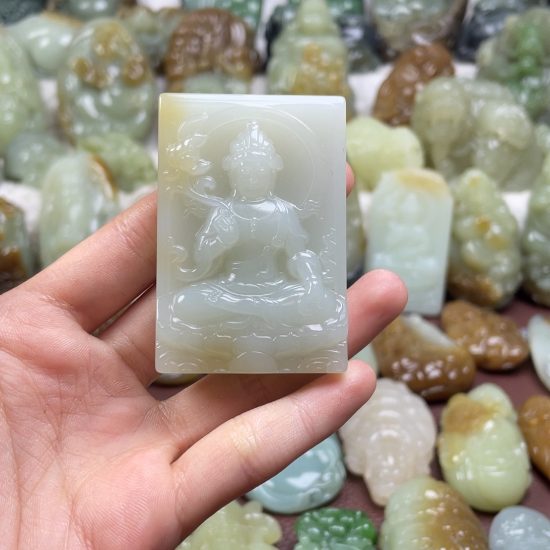 和田玉未镶嵌颈饰