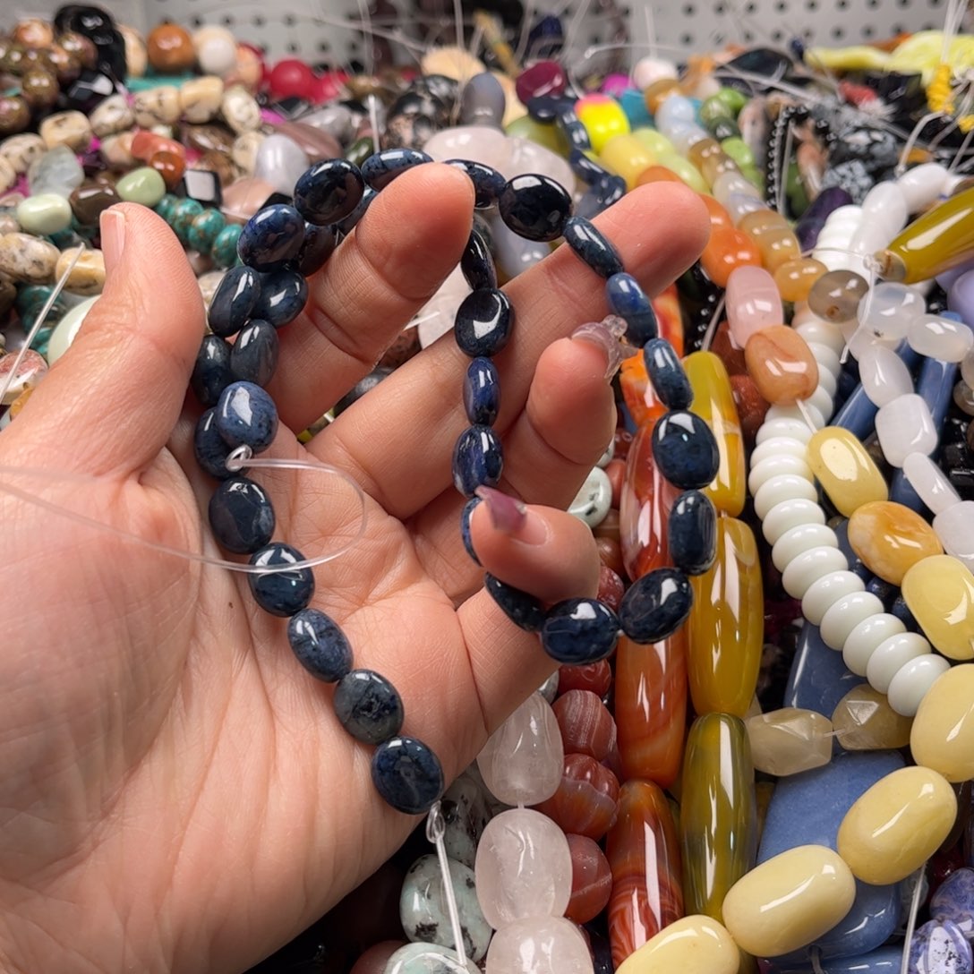 石英质玉珠宝奇石未镶嵌图