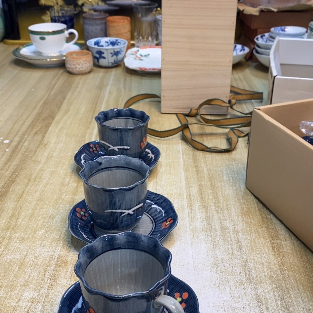 高***墙瓷片易雅集工艺品有限公司