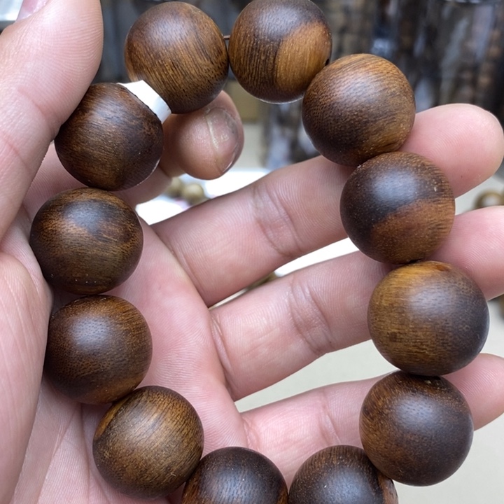 沉香碎屑沉香越南富森野生红土40