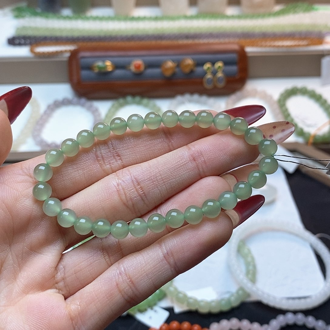 和田玉手链未镶嵌冰晴水一线猫卡六