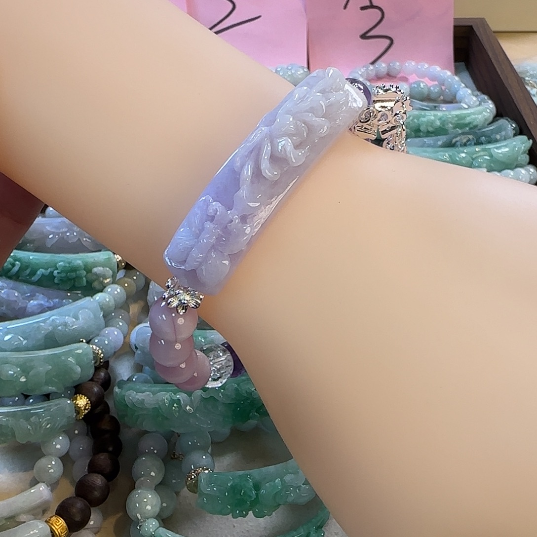 颈饰未镶嵌翡翠手牌