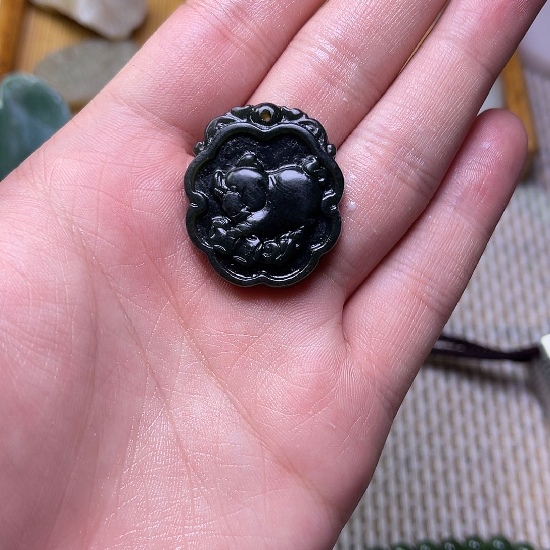 未镶嵌和田玉珠宝半成品