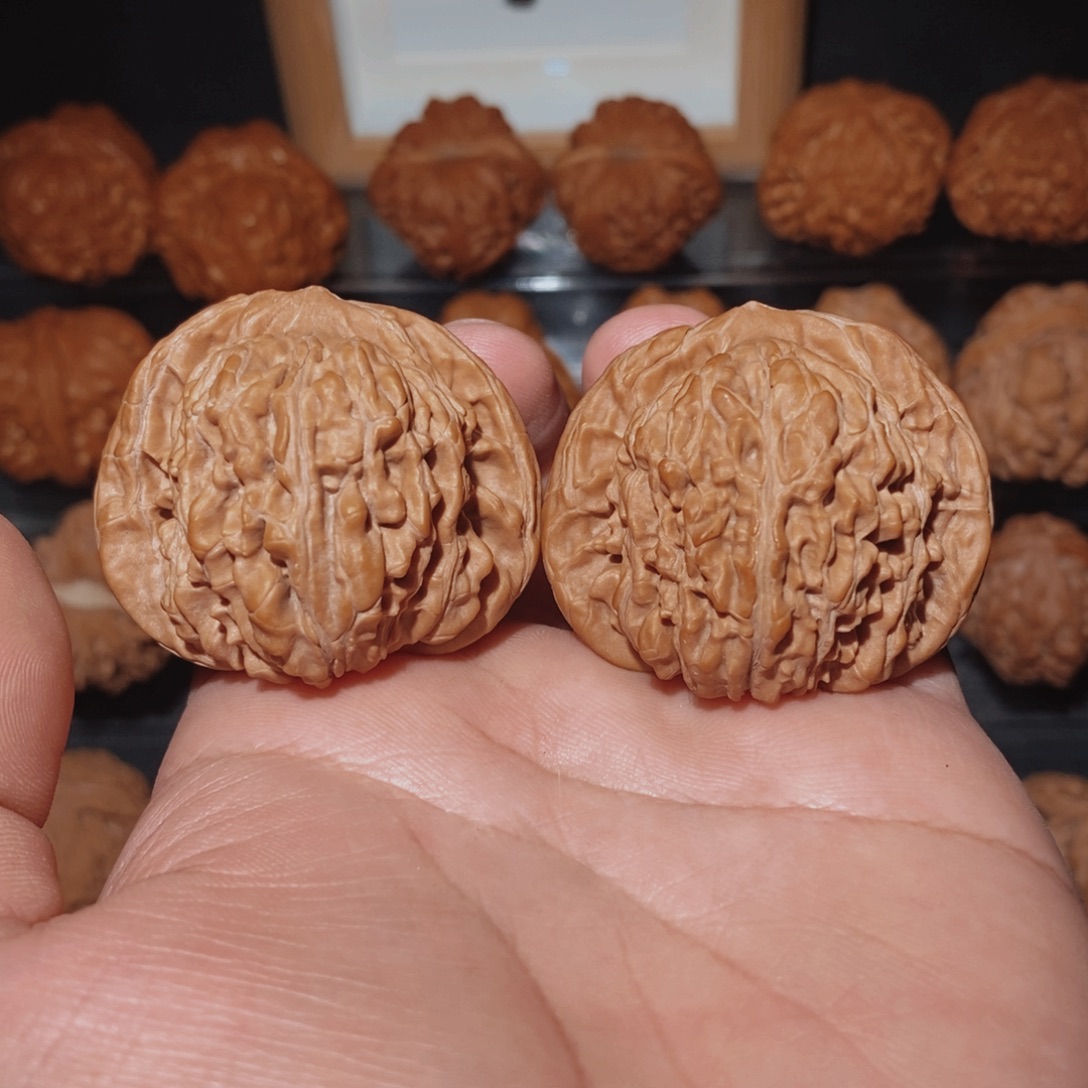 文玩核桃把件43汉高楼