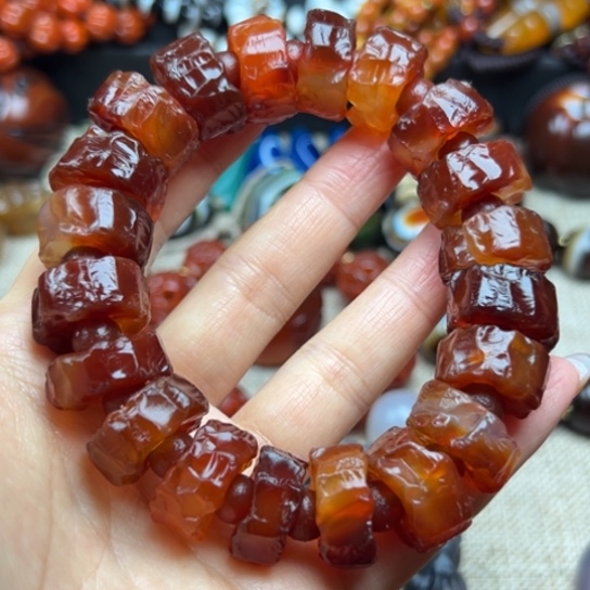 刚***玛瑙/玉髓未镶嵌颈饰