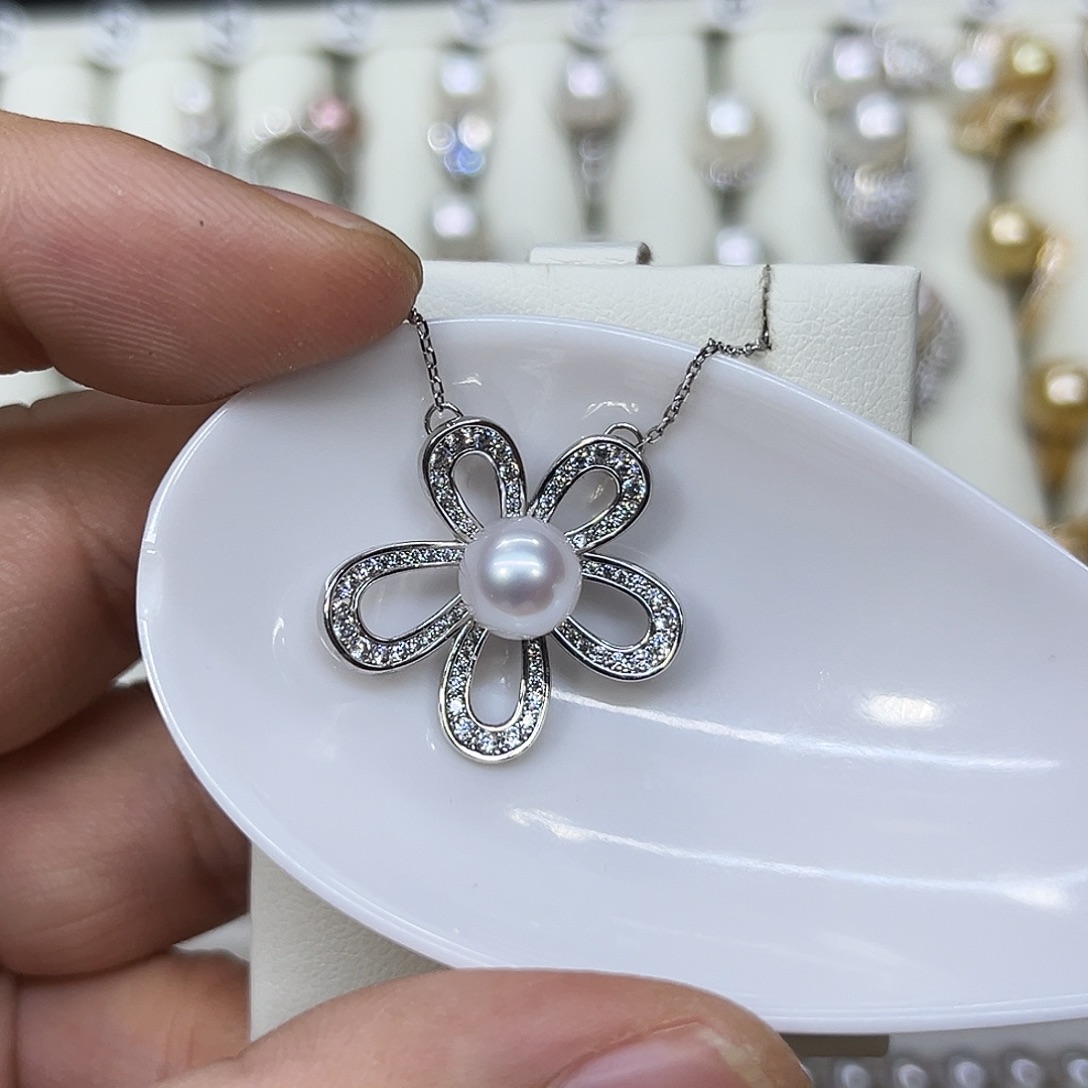 小***桃颈饰银S925镶嵌淡水珍珠