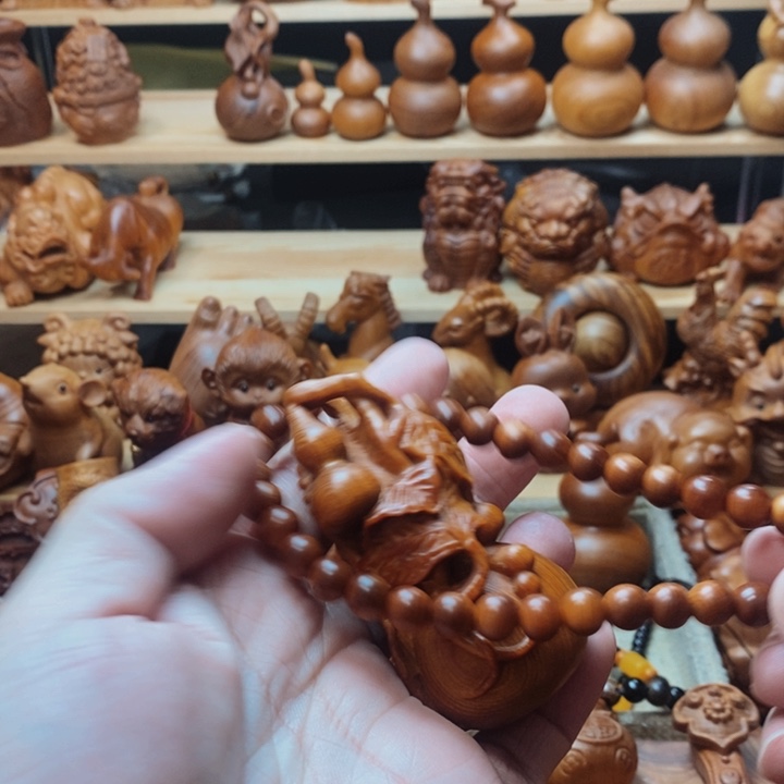 木质?****崖柏木雕。。。