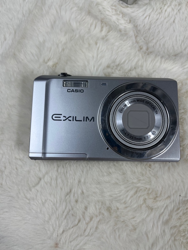 95新 Casio/卡西欧 卡西欧zs5  1400玩像素 5倍光学变焦