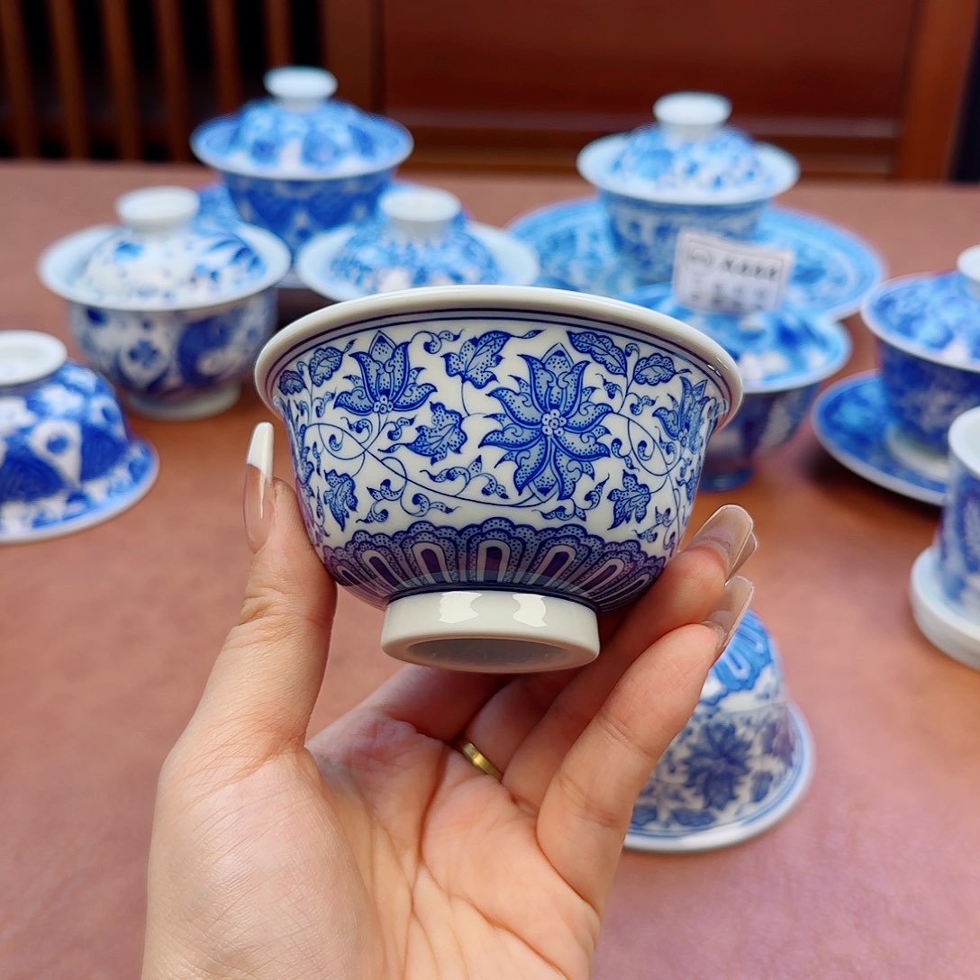 景德镇陶瓷手绘杯子