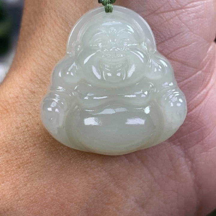 和田玉颈饰未镶嵌知**了