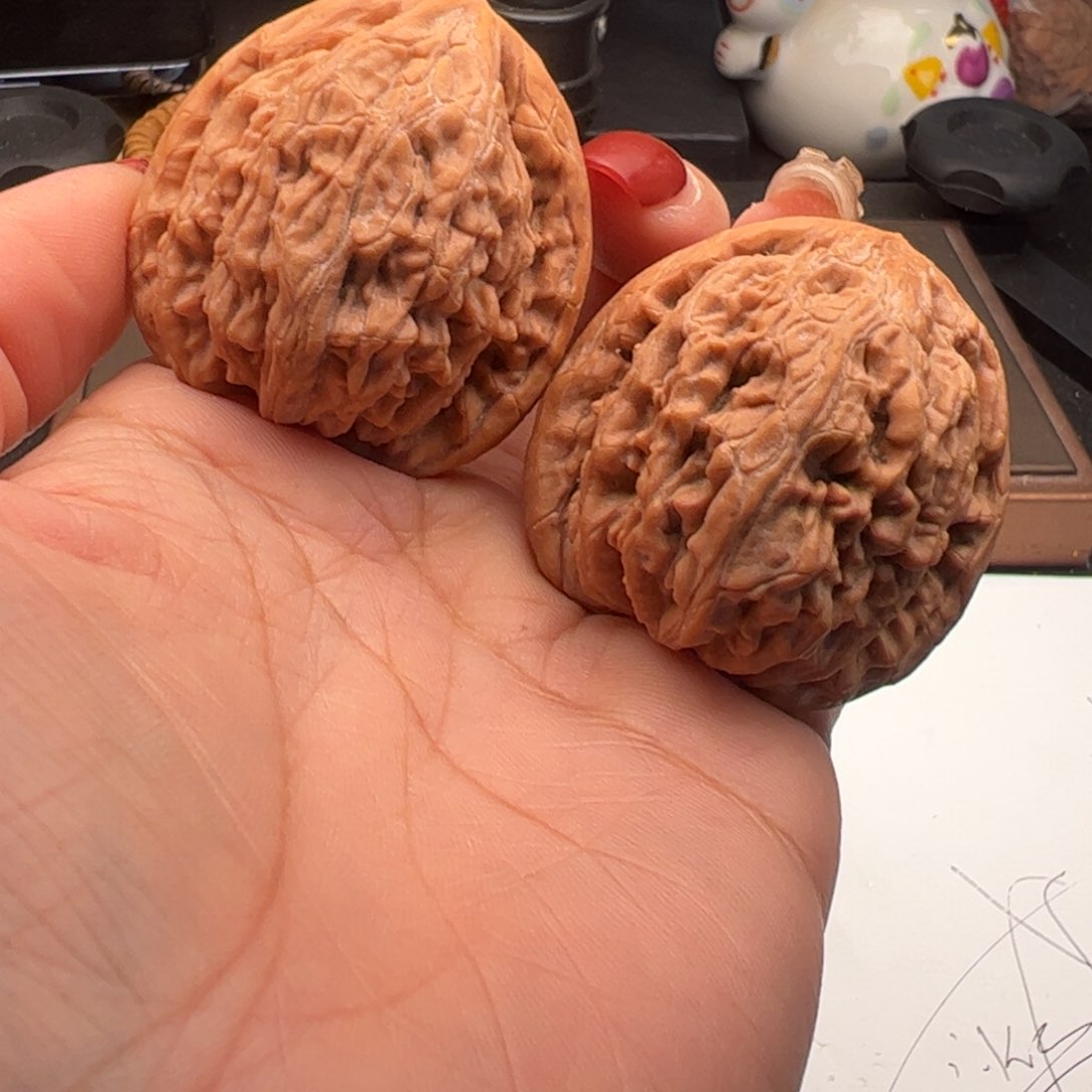 文玩核桃吊坠滢虎头王41