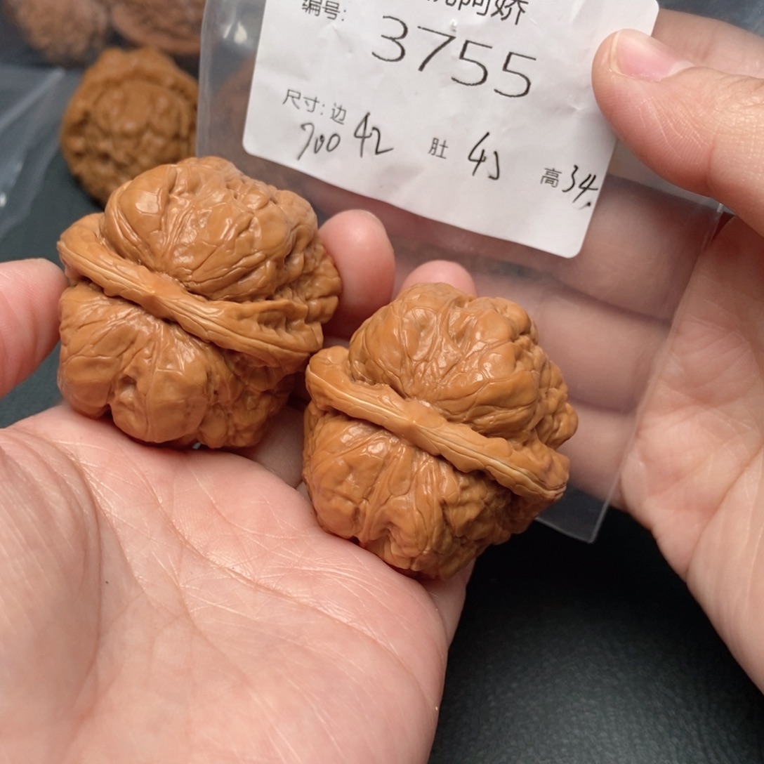 文玩核桃吊坠蛤蟆