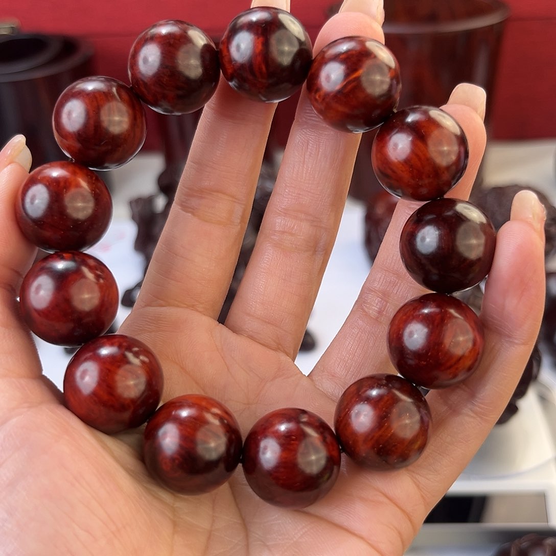 R***吉印度小叶紫檀佛珠