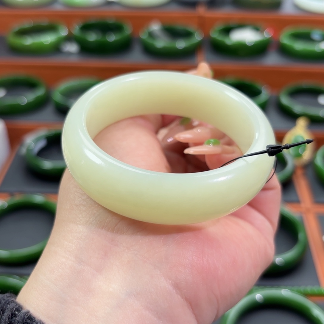 和田玉未镶嵌手镯57-58