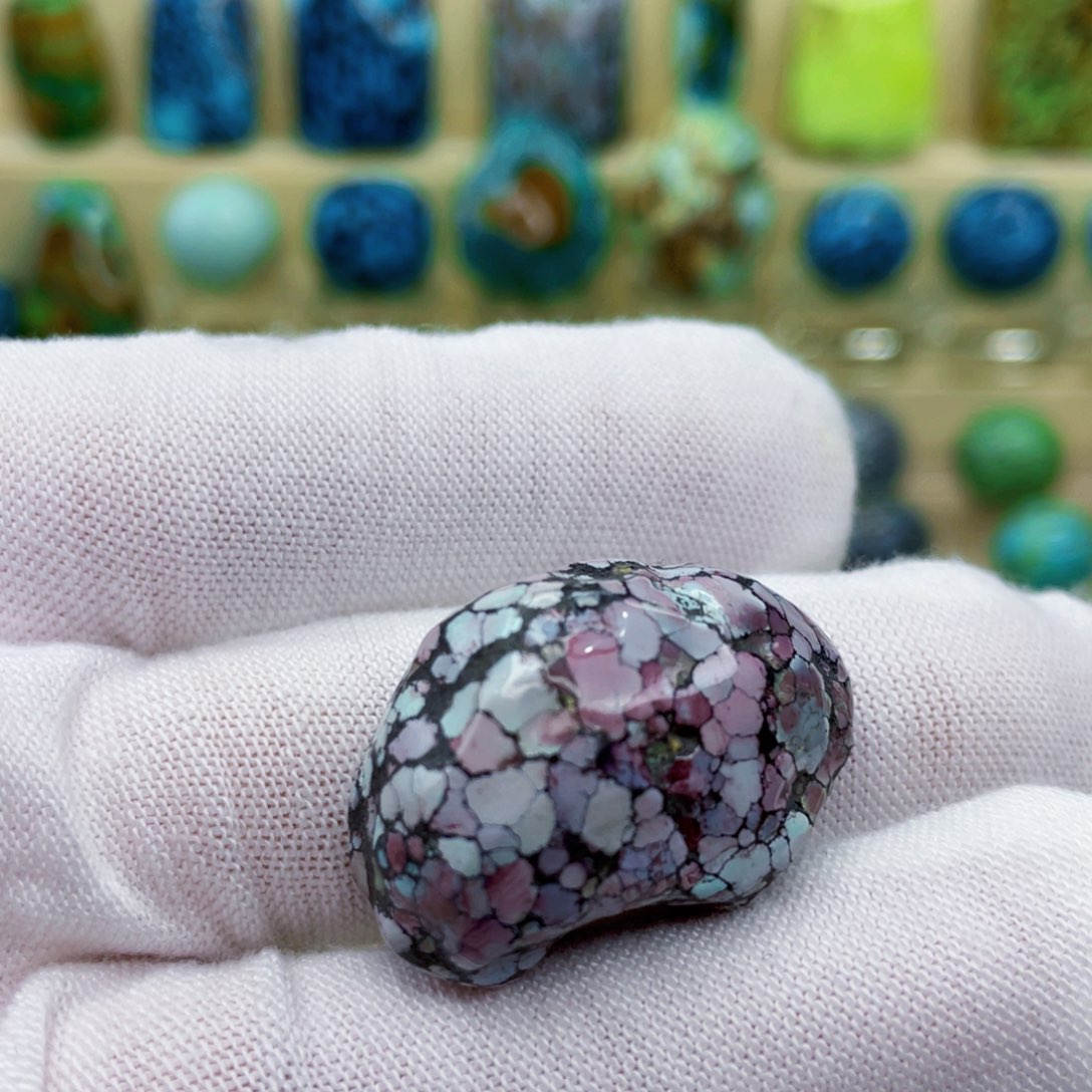 未镶嵌绿松石颈饰