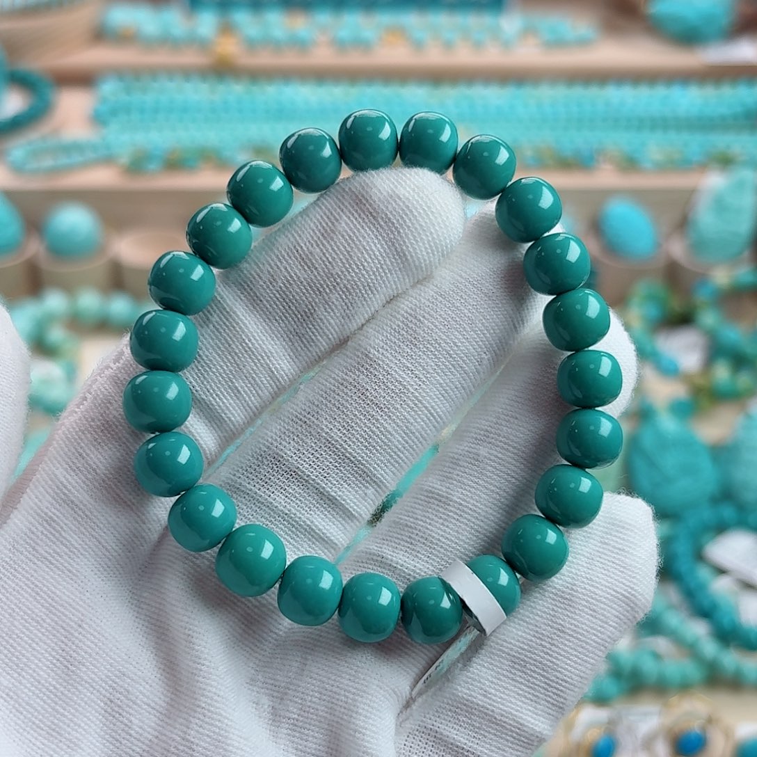 绿松石未镶嵌珠宝奇石（泡油）