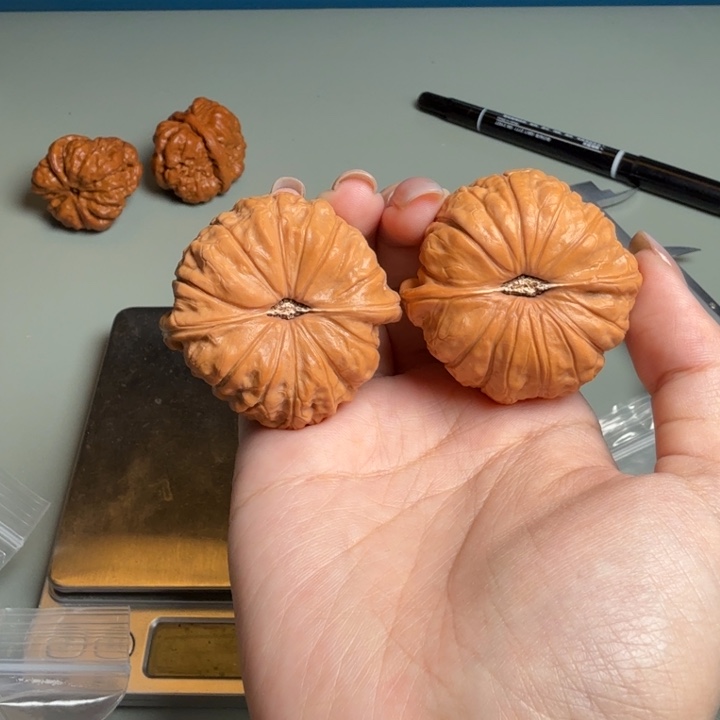 文玩核桃吊坠名**化南瓜