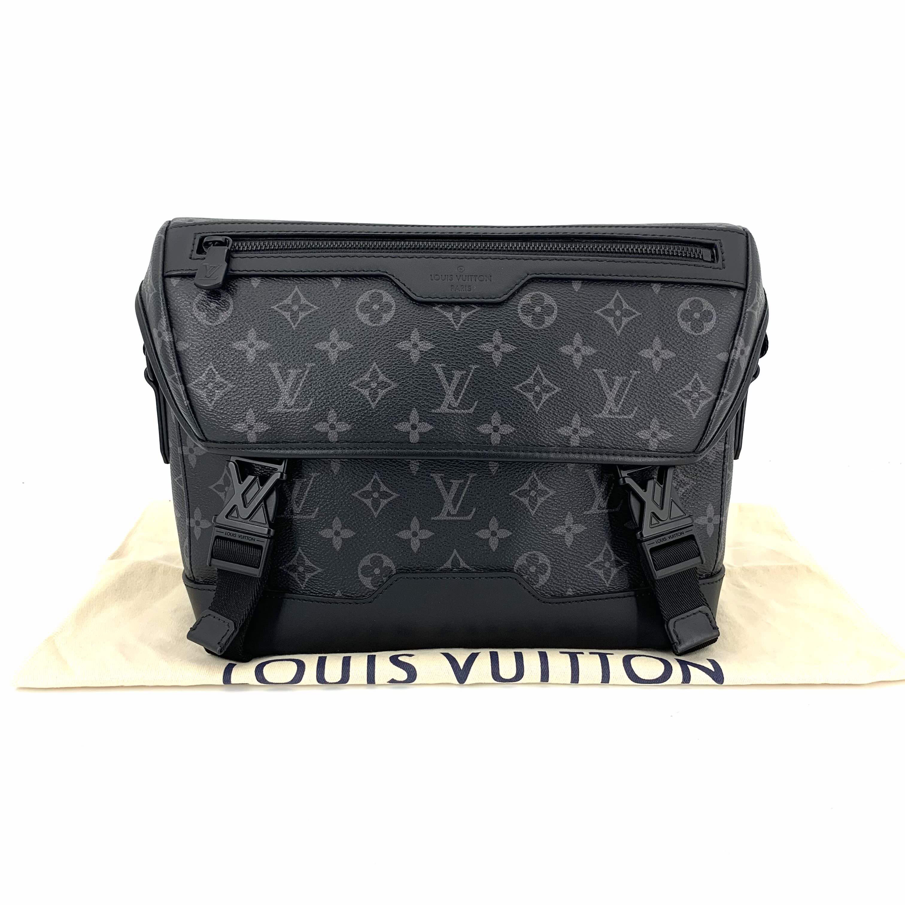 未使用 LouisVuitton/路易威登 新款黑老花双扣邮差包 尺寸33/22 
