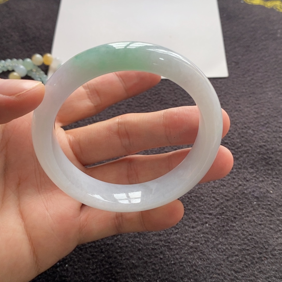 未镶嵌手镯翡翠手镯