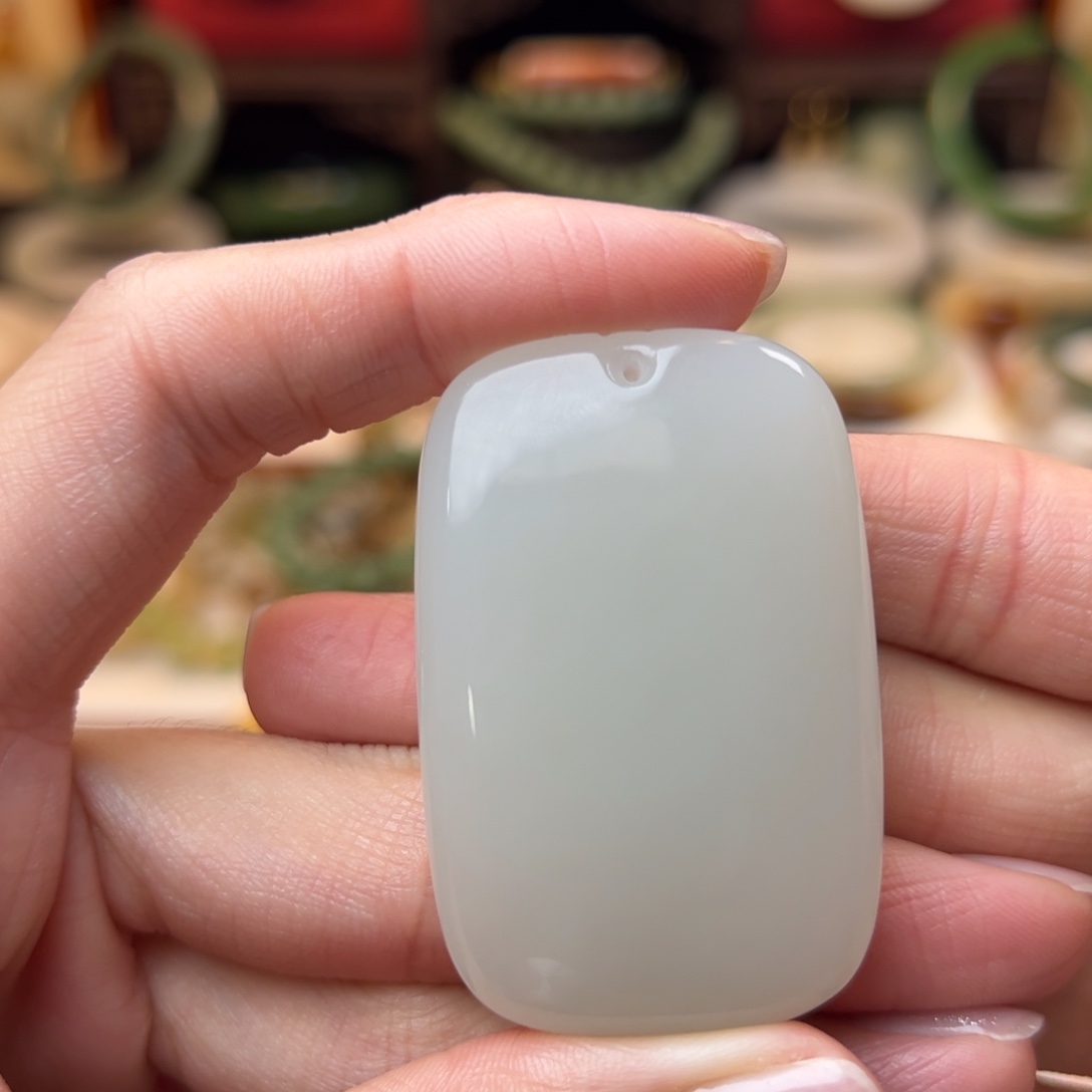 和田玉挂件未镶嵌流**梦