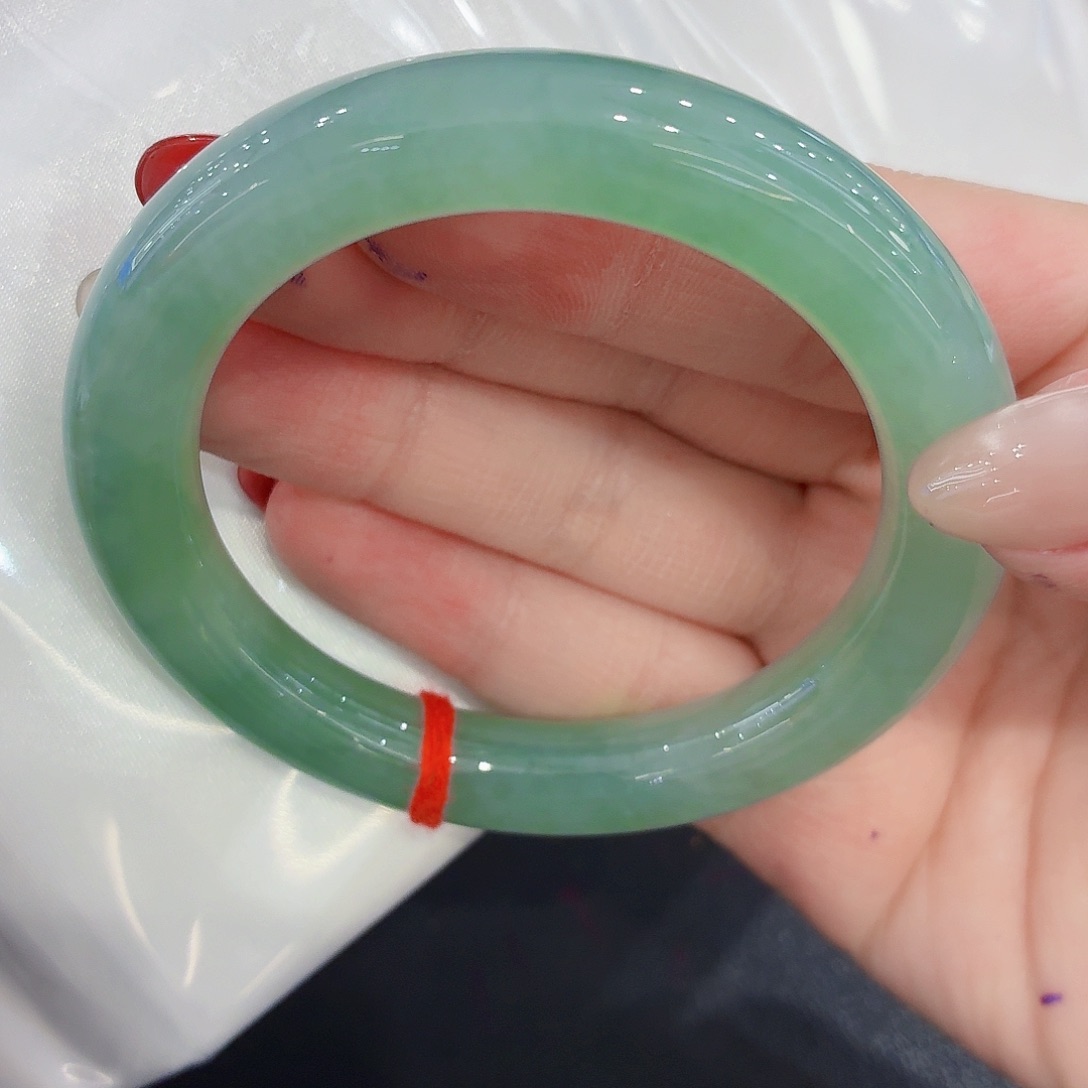 翡翠未镶嵌手镯翡翠54～56圈口（强推）