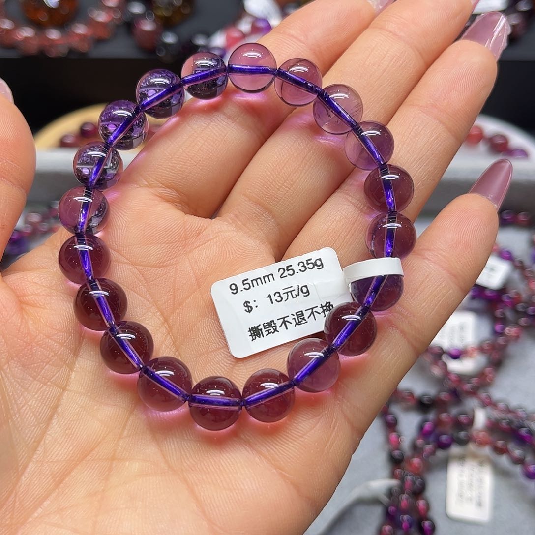 手链未镶嵌水晶?****糖手链